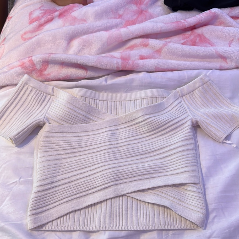 Aerie Cream Off-the-Shoulder Sweater with Asymmetrical Hem